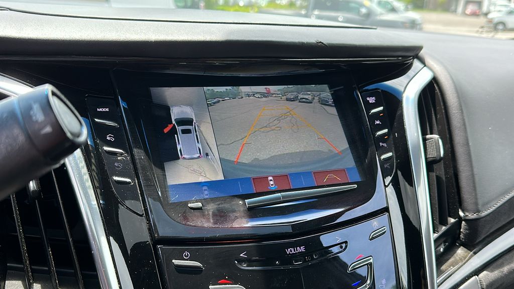 2019 Cadillac Escalade ESV Platinum photo 19