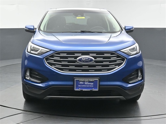 2020 Ford Edge SEL photo 2
