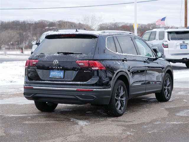 2023 Volkswagen Tiguan SE photo 4
