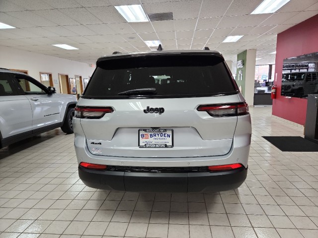 2025 Jeep Grand Cherokee Altitude X photo 3