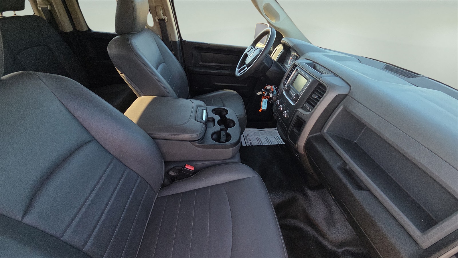 2018 Ram 1500 Tradesman photo 17