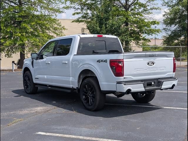 2025 Ford F-150 XLT photo 4