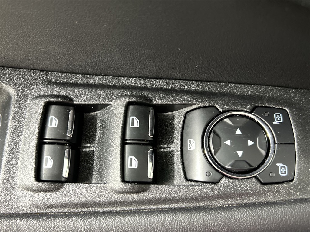 2024 Ford Edge SEL photo 15