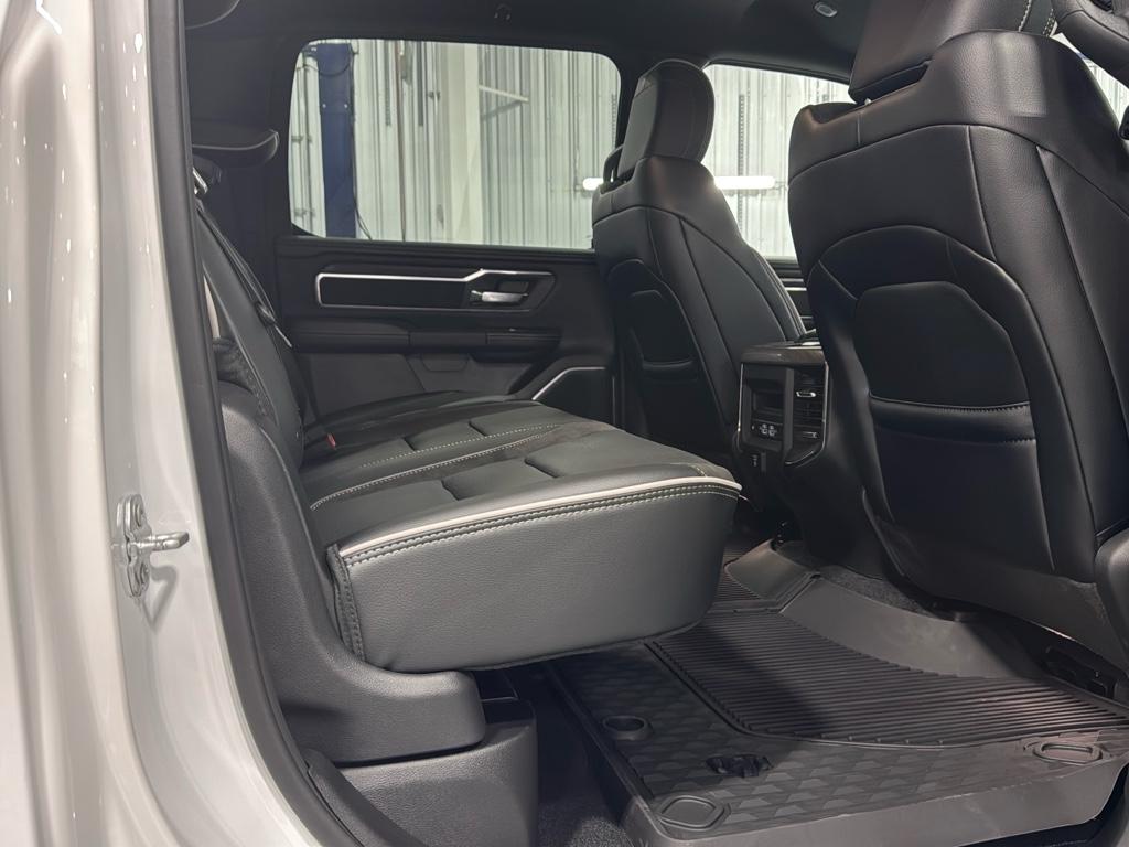 2025 Ram 1500 Laramie photo 9