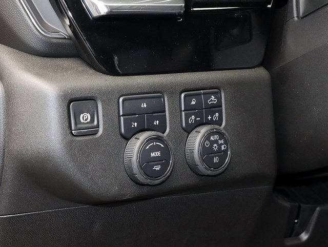 2025 Chevrolet Silverado 2500HD LT photo 21