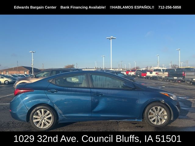 2014 Hyundai Elantra SE's photo