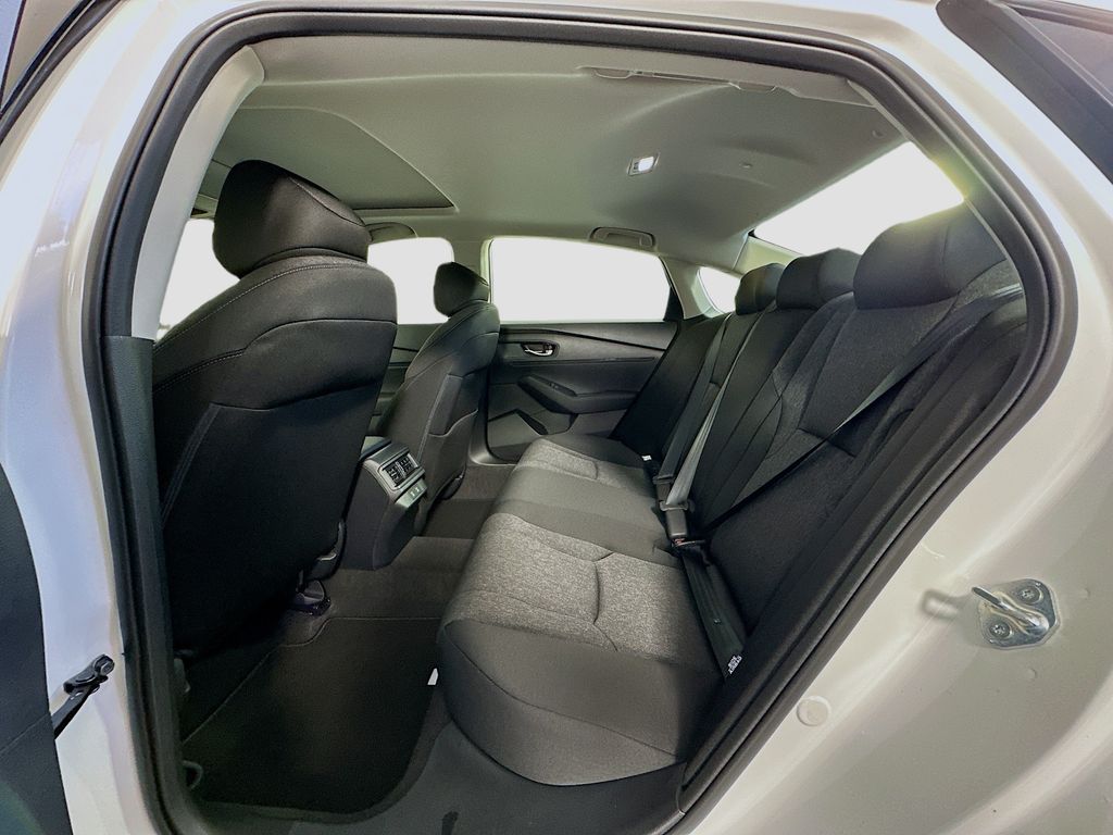2025 Honda Accord 1.5T SE photo 16