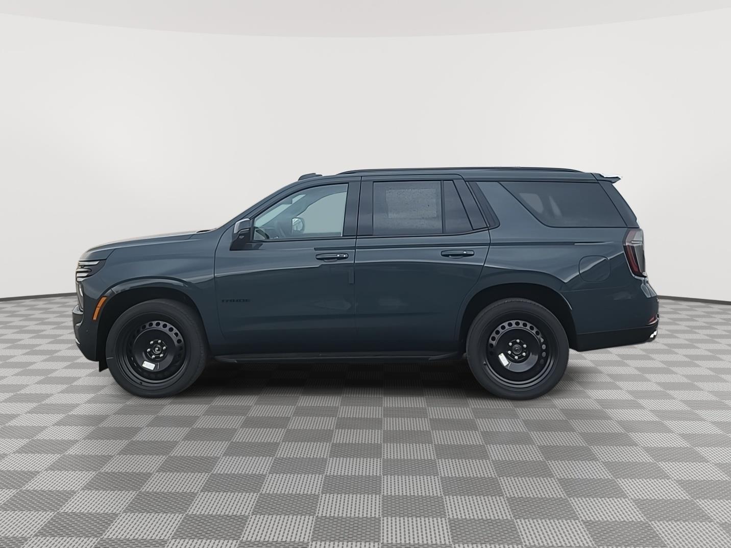 2026 Chevrolet Tahoe RST photo 2