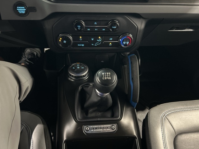 2022 Ford Bronco Black Diamond photo 14