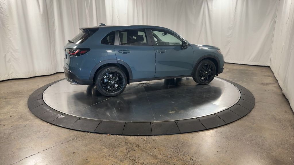 2026 Honda HR-V Sport photo 2