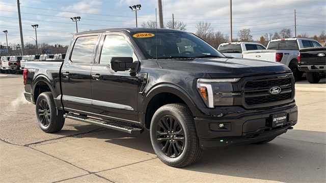 2025 Ford F-150 Lariat's photo