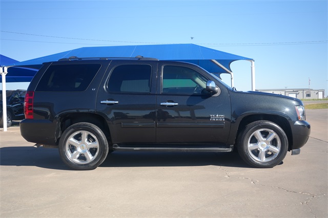 2012 Chevrolet Tahoe LT photo 3