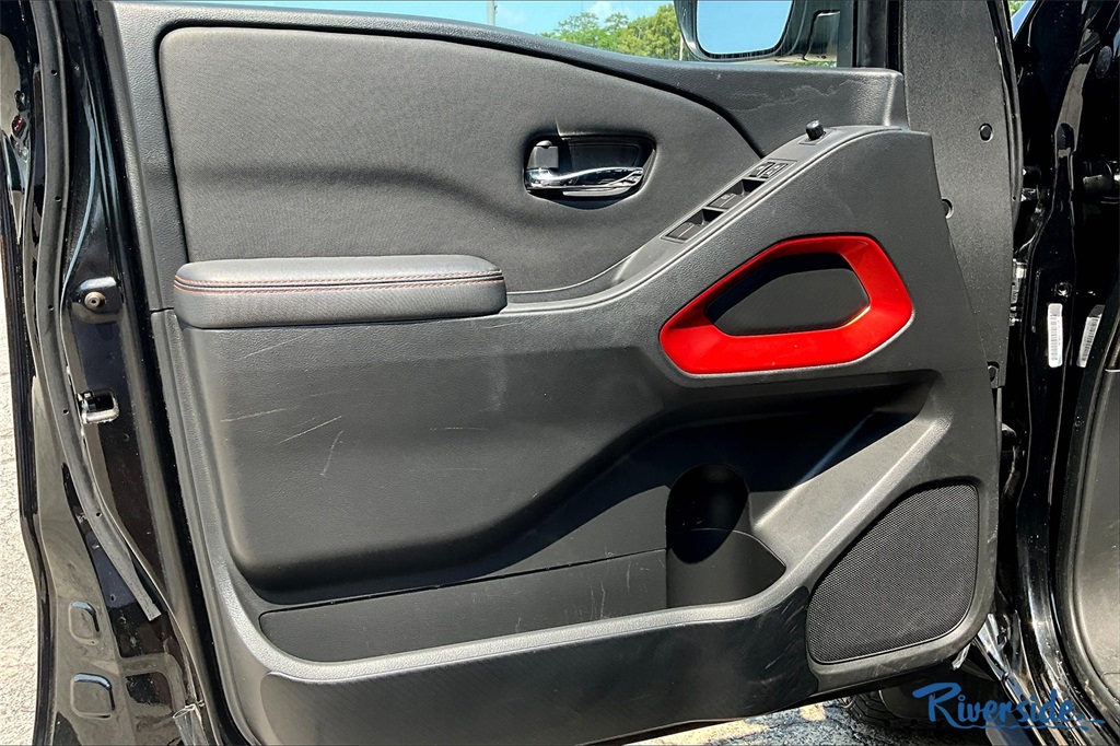 2023 Nissan Frontier PRO-4X photo 19