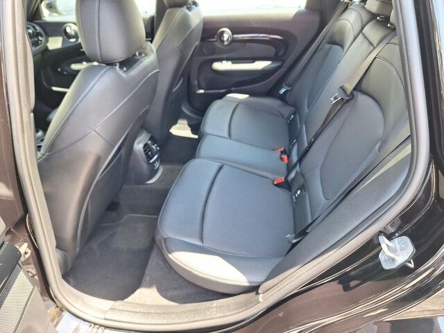 2022 Mini Clubman Base S ALL4 photo 14