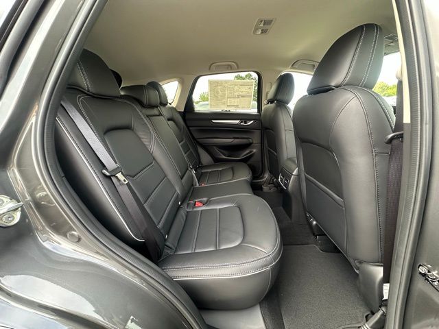2025 Mazda CX-5 2.5 S Preferred photo 30