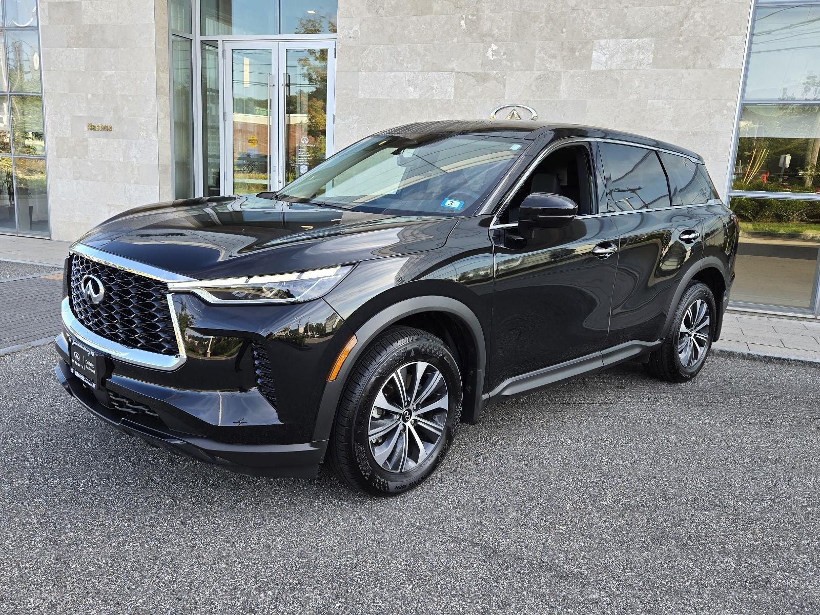 2025 Infiniti QX60 Pure photo 2