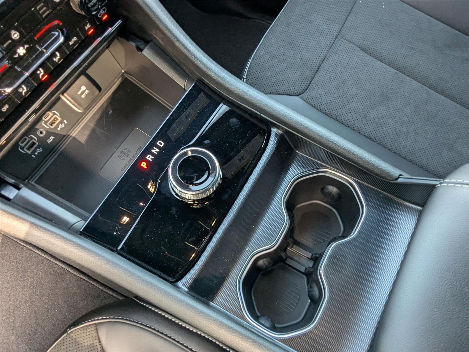 2025 Jeep Grand Cherokee Altitude photo 17