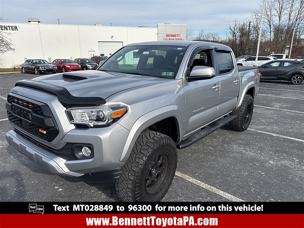 2021 Toyota Tacoma TRD Sport's photo