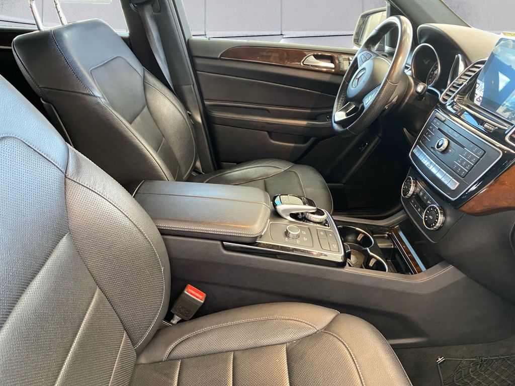 2017 Mercedes Benz GLE 350 4MATIC photo 13