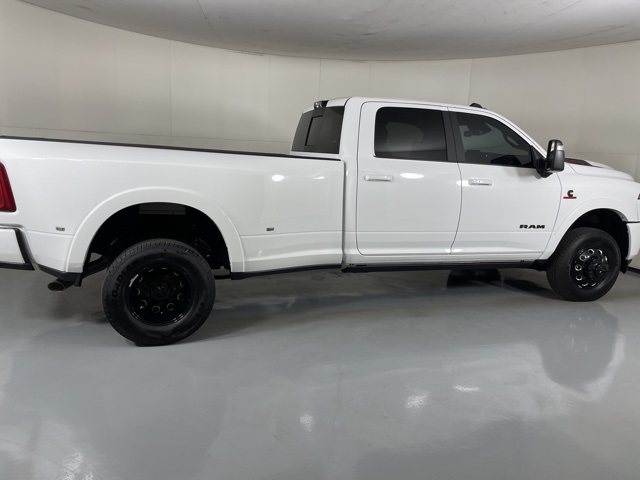 2025 Ram 3500 Limited photo 9
