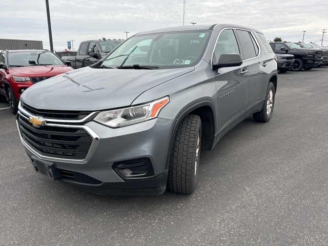2019 Chevrolet Traverse LS photo 2