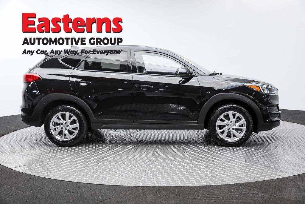 2021 Hyundai Tucson SE photo 4