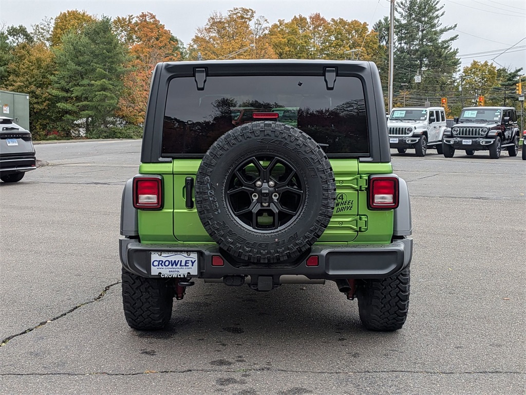 2025 Jeep Wrangler Willys photo 4