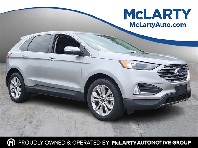 2024 Ford Edge Titanium's photo