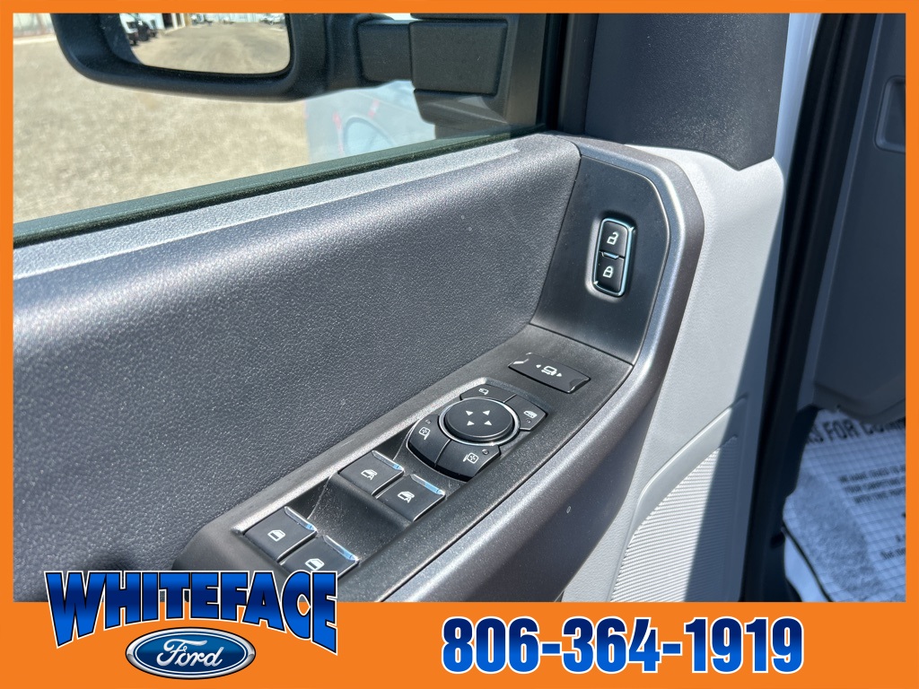2025 Ford F-350 XLT photo 11