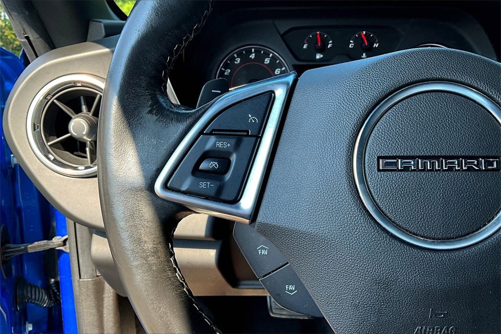 2018 Chevrolet Camaro 1LT photo 10
