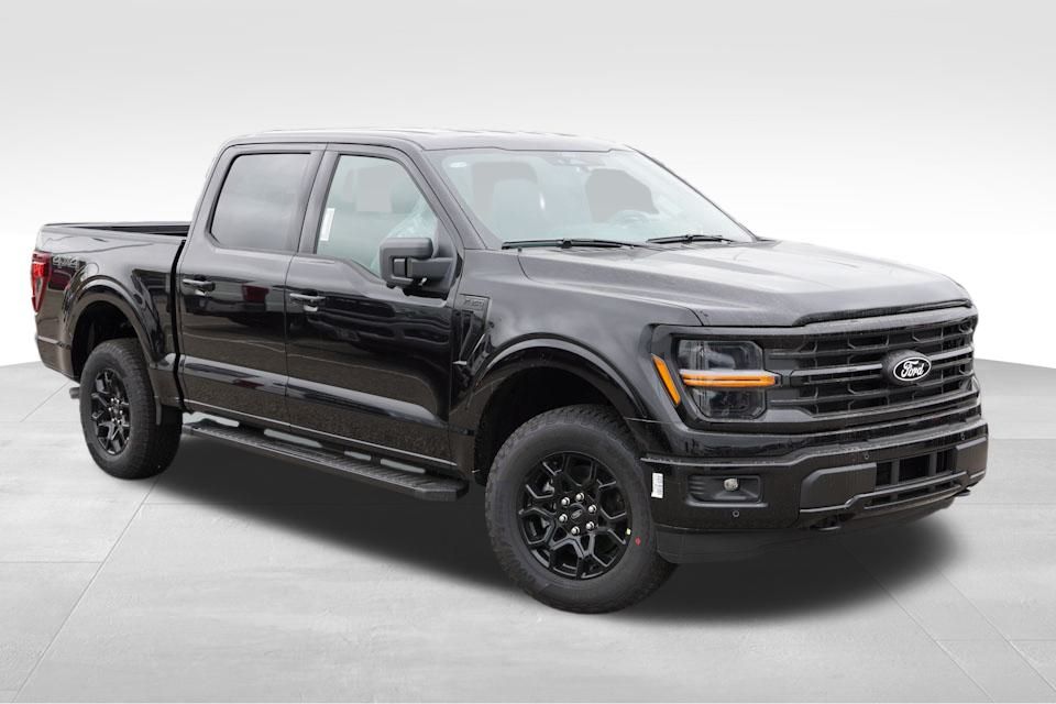 2025 Ford F-150 XLT's photo