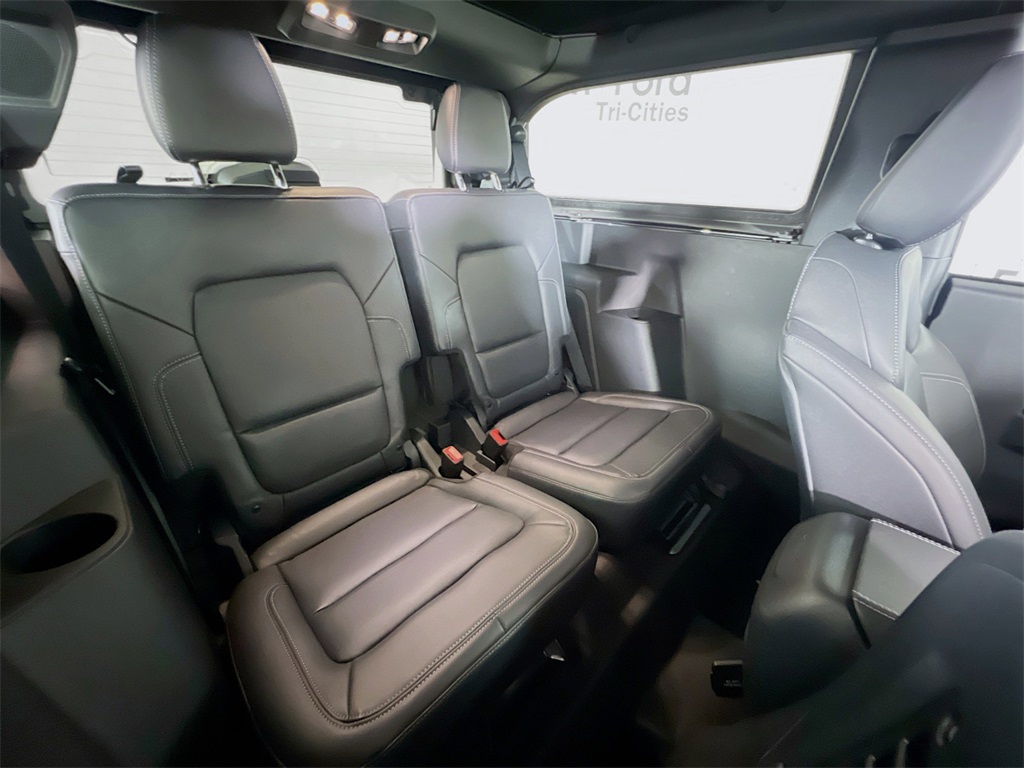 2025 Ford Bronco Badlands photo 15