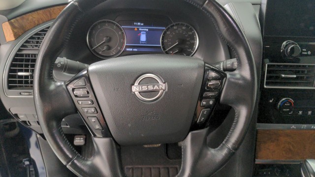 Used 2023  Nissan SL image 18