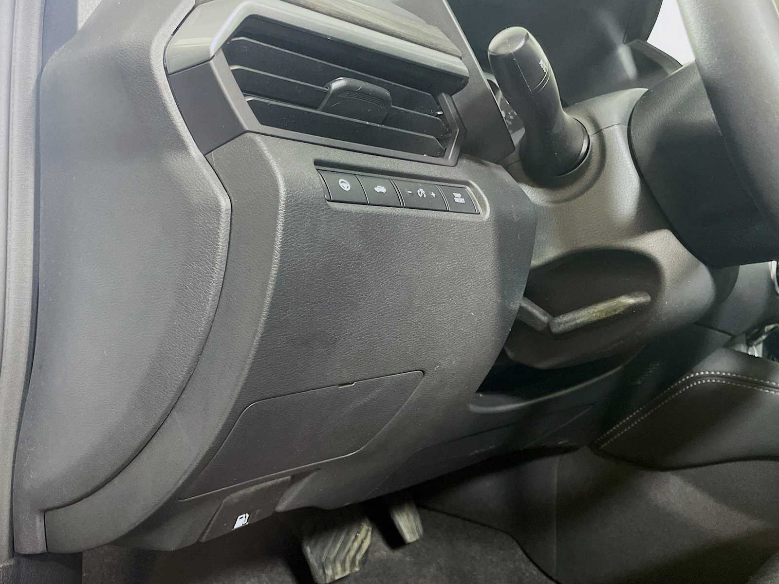 2023 Nissan Altima 2.5 SV photo 8
