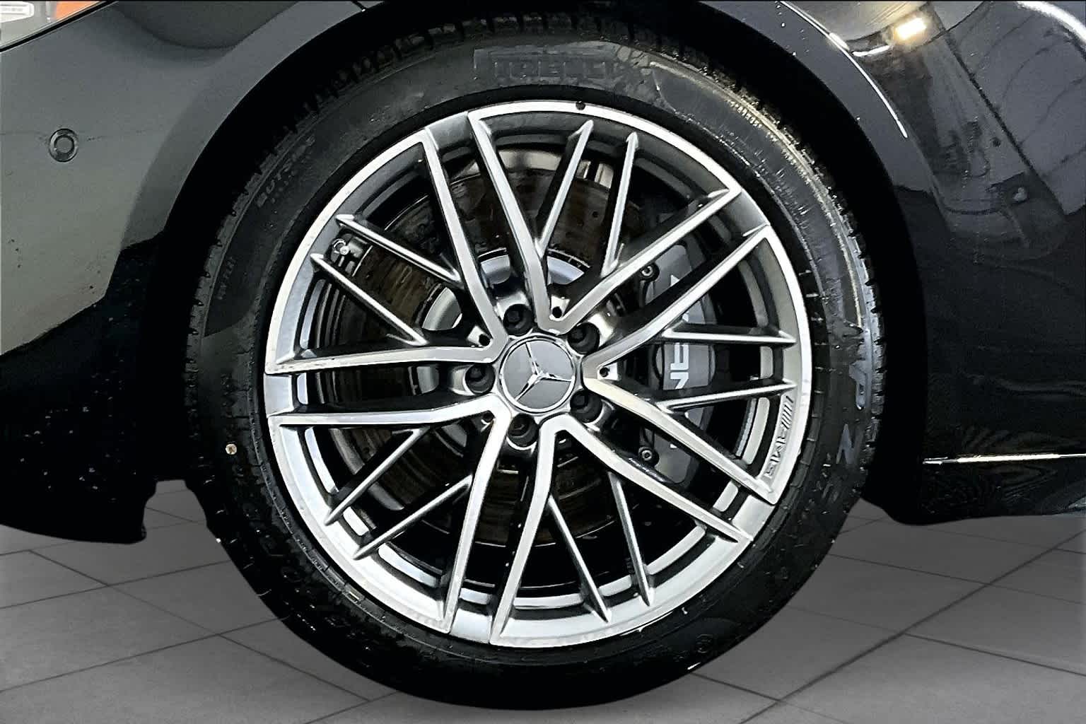 2025 Mercedes Benz C AMG 63 S E PERFORMANCE photo 16