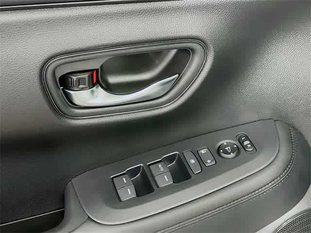 2025 Honda HR-V LX photo 19
