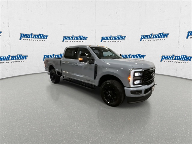 2026 Ford F-250 Lariat photo 3