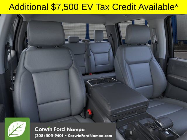 2025 Ford F-150 Lightning photo 10