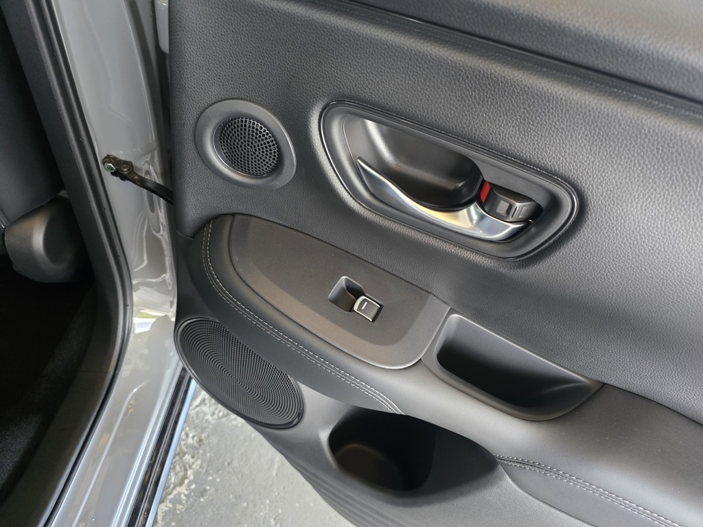 2026 Honda HR-V EX-L photo 26