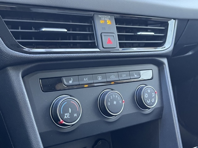 2022 Volkswagen Taos SE photo 36