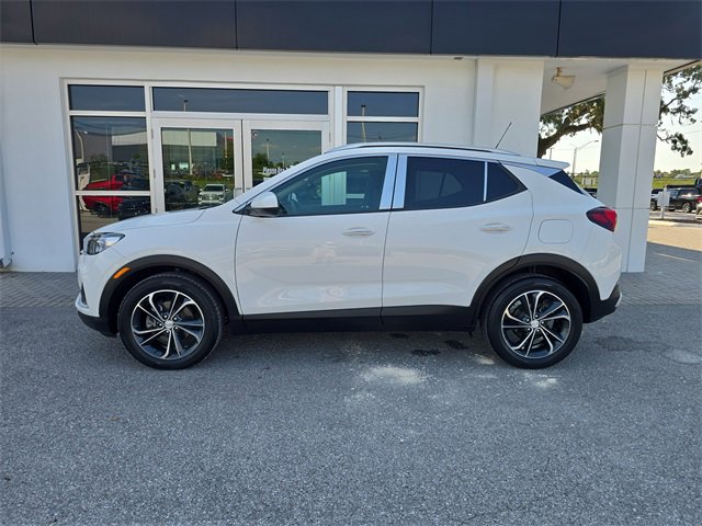 2022 Buick Encore GX Select photo 2