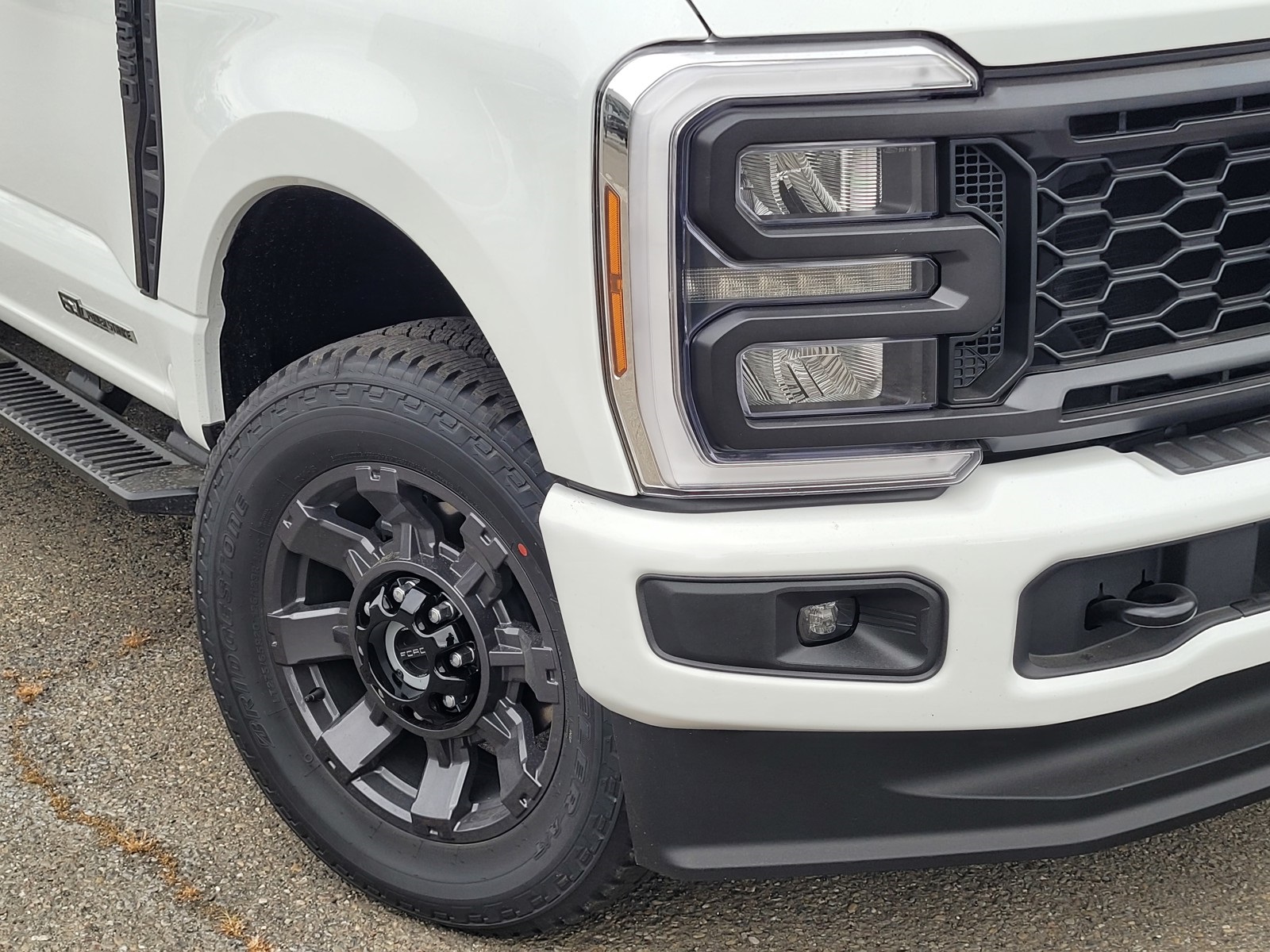 2025 Ford F-250 XL photo 3