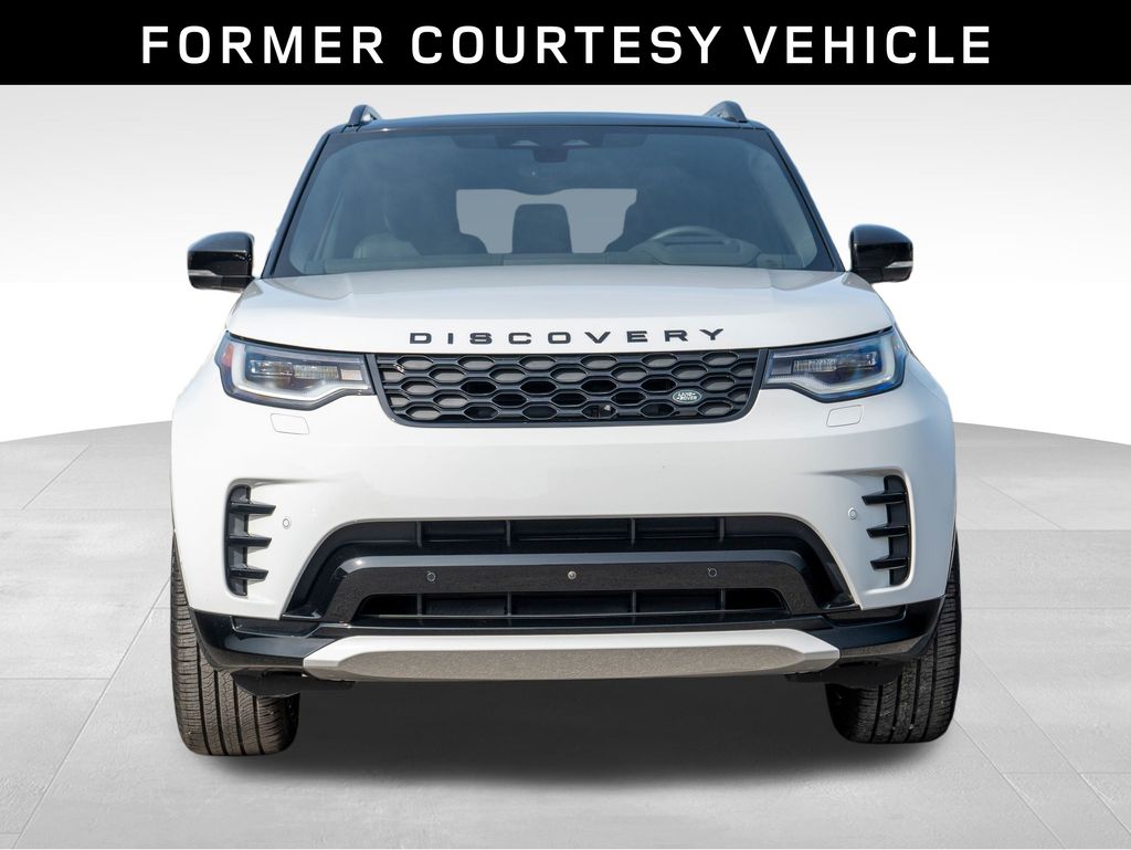 2024 Land Rover Discovery SE photo 2