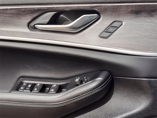 2025 Jeep Grand Cherokee Limited photo 22