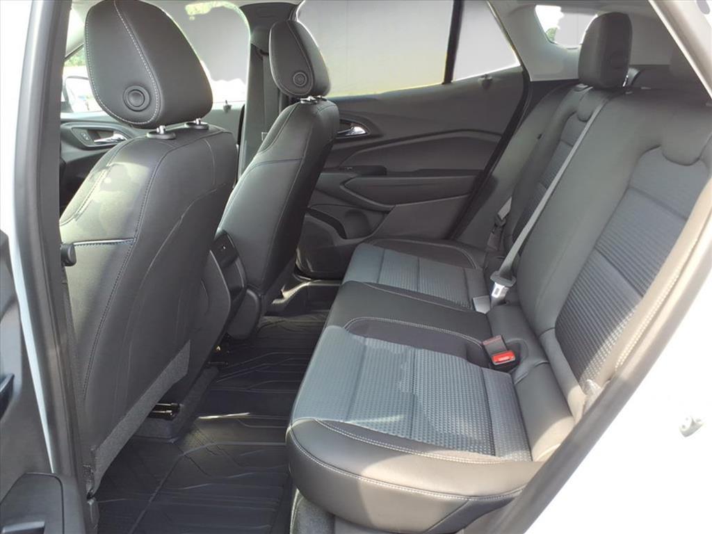 2026 Chevrolet Trax LT photo 10
