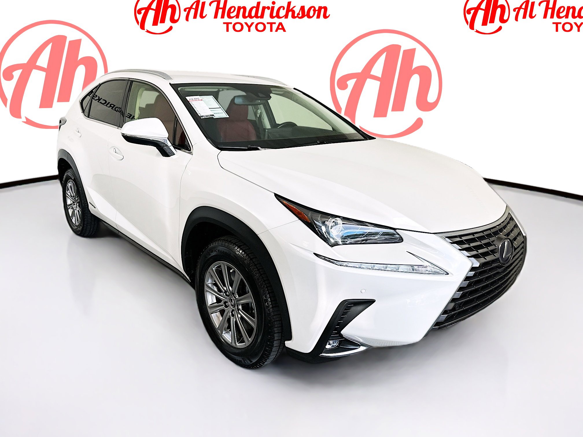2021 Lexus NX Hybrid 300h's photo