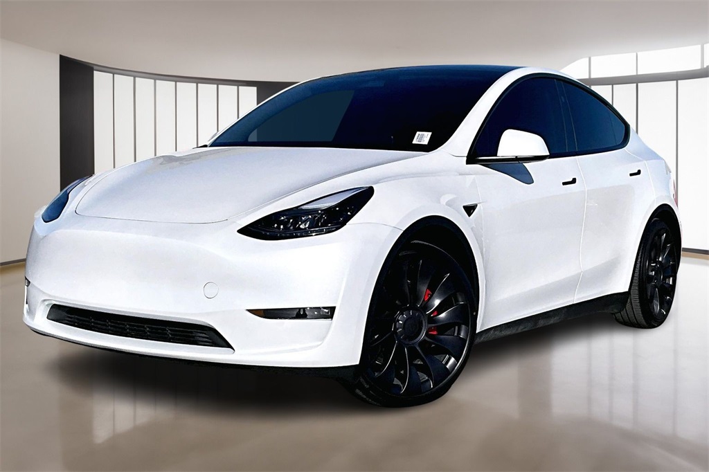 2025 Tesla Model Y Performance's photo