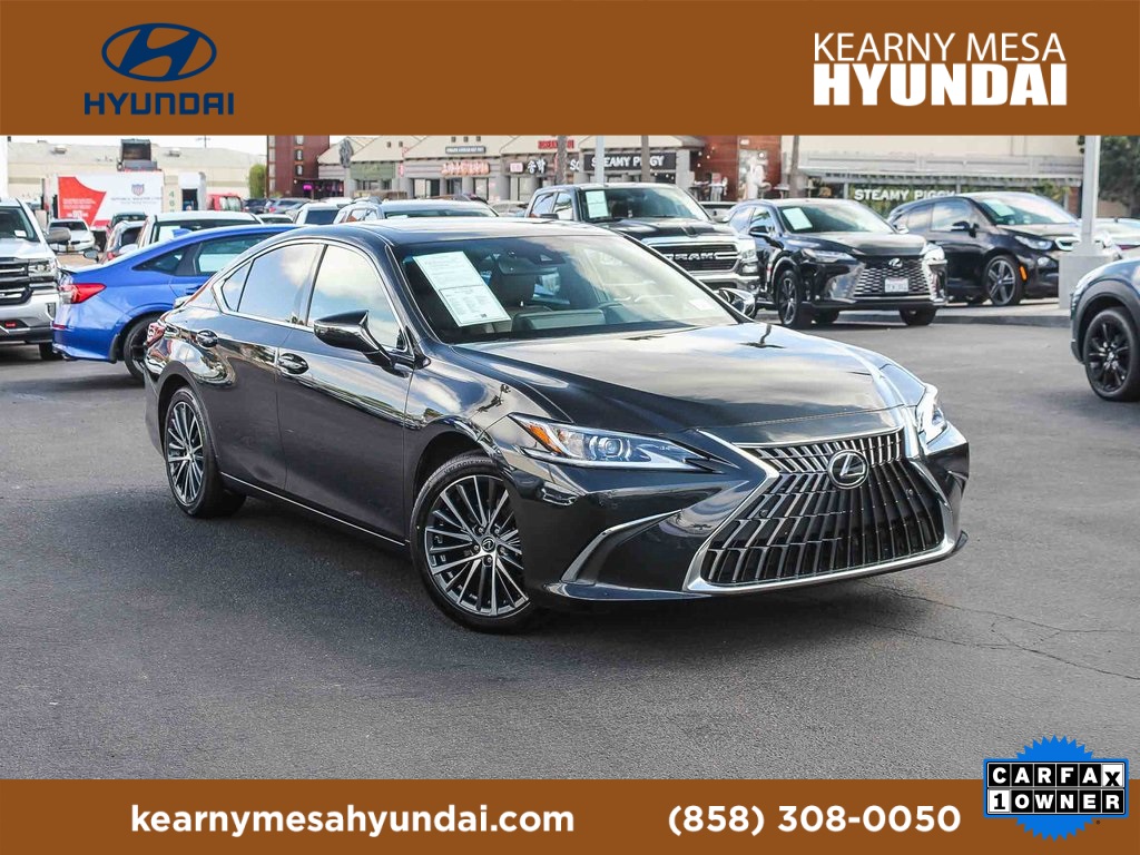 2023 Lexus ES Hybrid