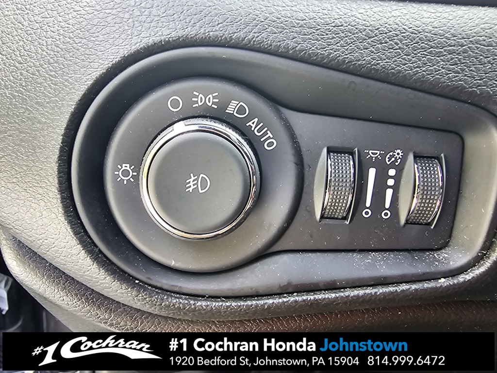 2021 Jeep Renegade Latitude photo 14