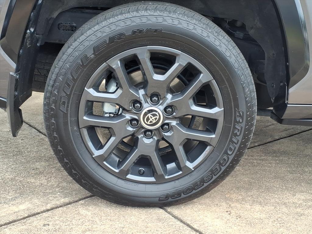 2024 Toyota Sequoia Platinum photo 23